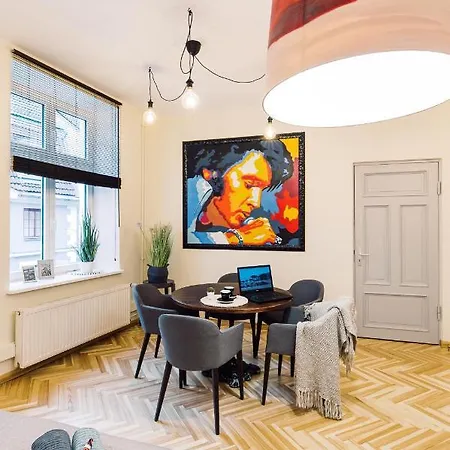 Elvis Family&Group Apartment 6 Bedrooms Riga Old Town Apartment Riga