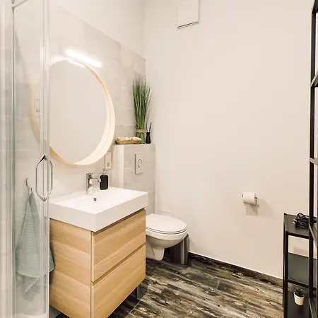 Elvis Family&Group Apartment 6 Bedrooms Riga Old Town Apartment Riga