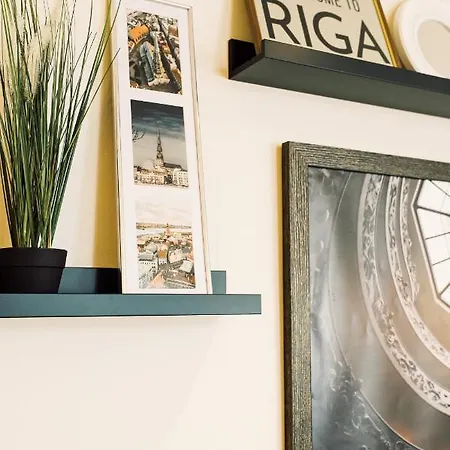 Elvis Family&Group Apartment 6 Bedrooms Riga Old Town Apartment Riga