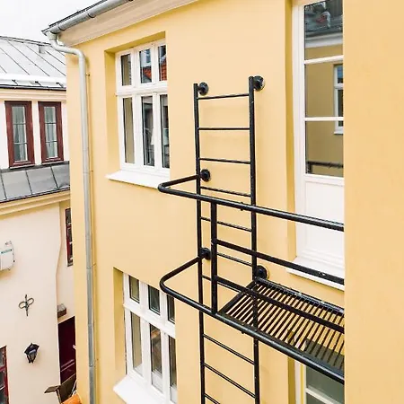Апартаменты Elvis Apartment/11 Beds/6 Bedrooms/riga Old Town