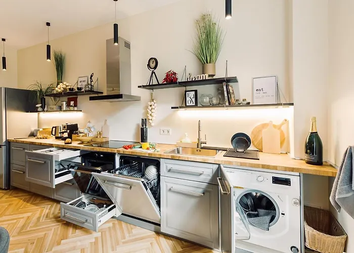 Elvis Apartment/11 Beds/6 Bedrooms/riga Old Town Appartement Riga