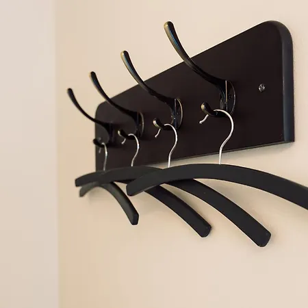 Elvis Apartment/11 Beds/6 Bedrooms/riga Old Town * Riga