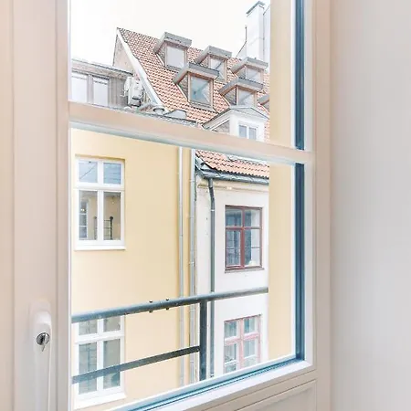 Elvis Apartment/11 Beds/6 Bedrooms/riga Old Town