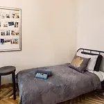 Elvis Apartment/11 Beds/6 Bedrooms/riga Old Town Riga