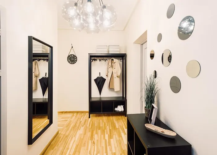 Apartment Elvis Apartment/11 Beds/6 Bedrooms/riga Old Town Riga