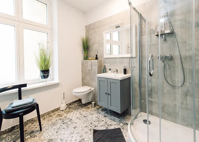 Elvis Apartment/11 Beds/6 Bedrooms/riga Old Town Apartment *